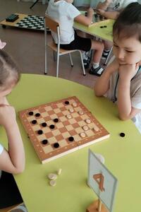 Настоящий шашечный турнир в нашем детском саду!